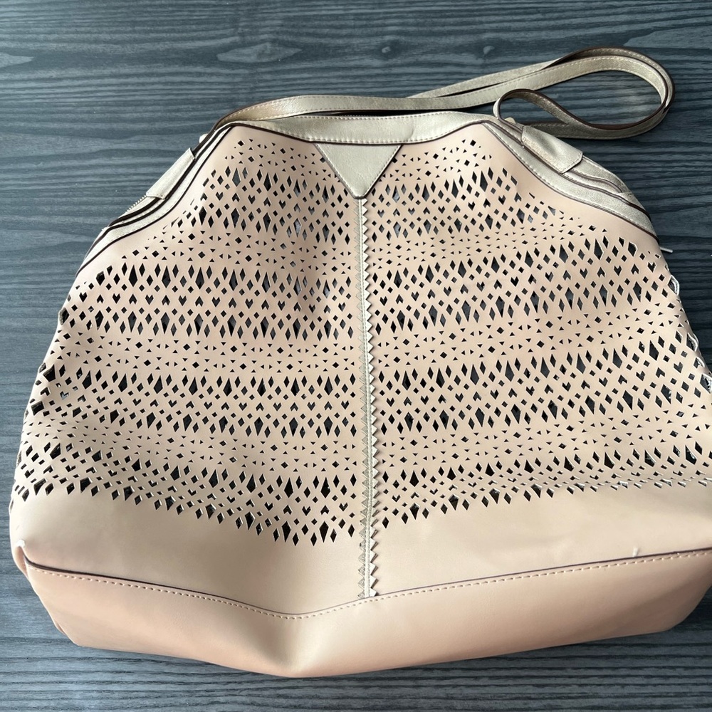 - Stella & Dot Avalon satchel Worn once